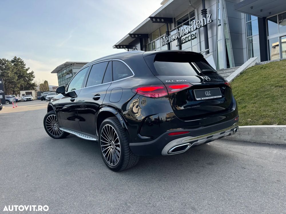 Mercedes-Benz GLC 300 e 4Matic 9G-TRONIC Edition AMG Line - 2