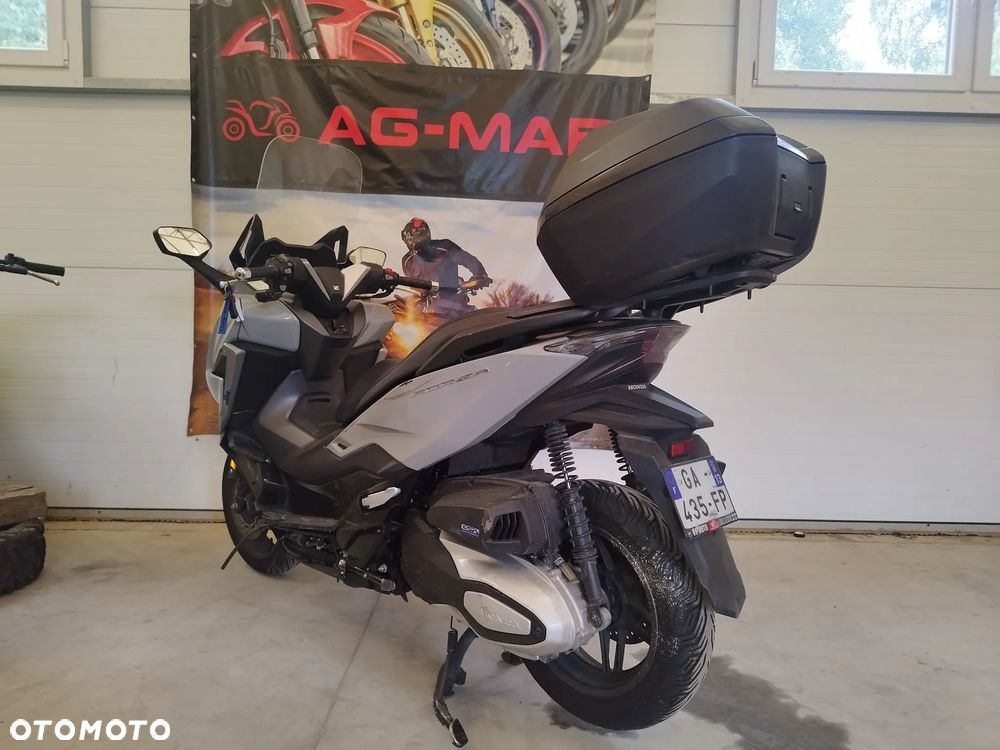 Honda NSS - 6