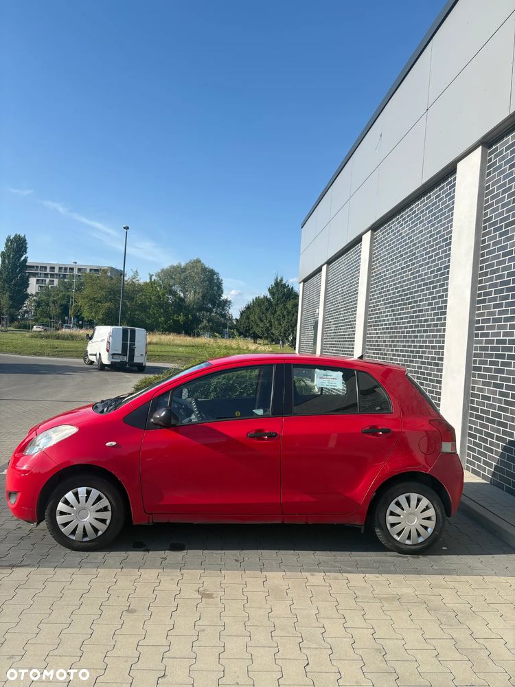 Toyota Yaris 1.0 Terra - 5