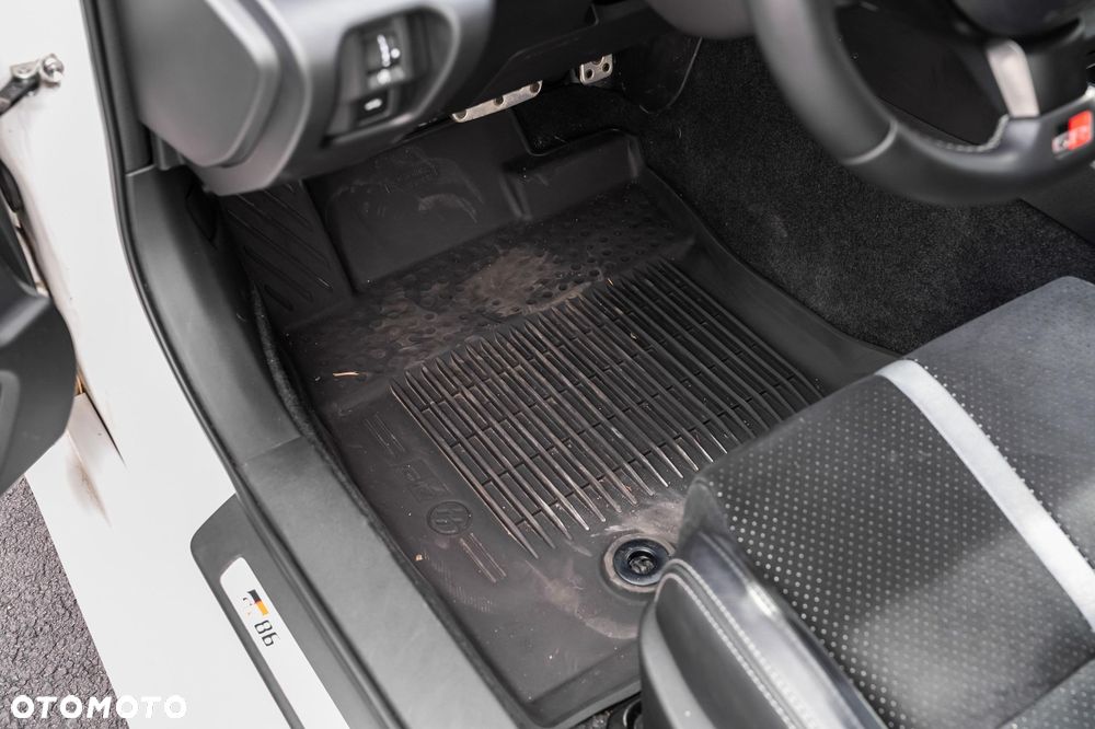 Toyota GR86 2.4 Dynamic - 23