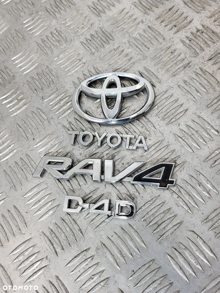 Toyota Rav4 III Emblemat - 1