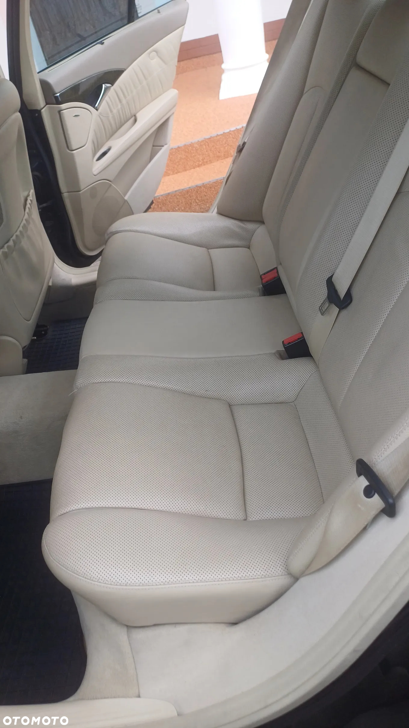 Mercedes-Benz Klasa E 320 CDI Avantgarde - 28