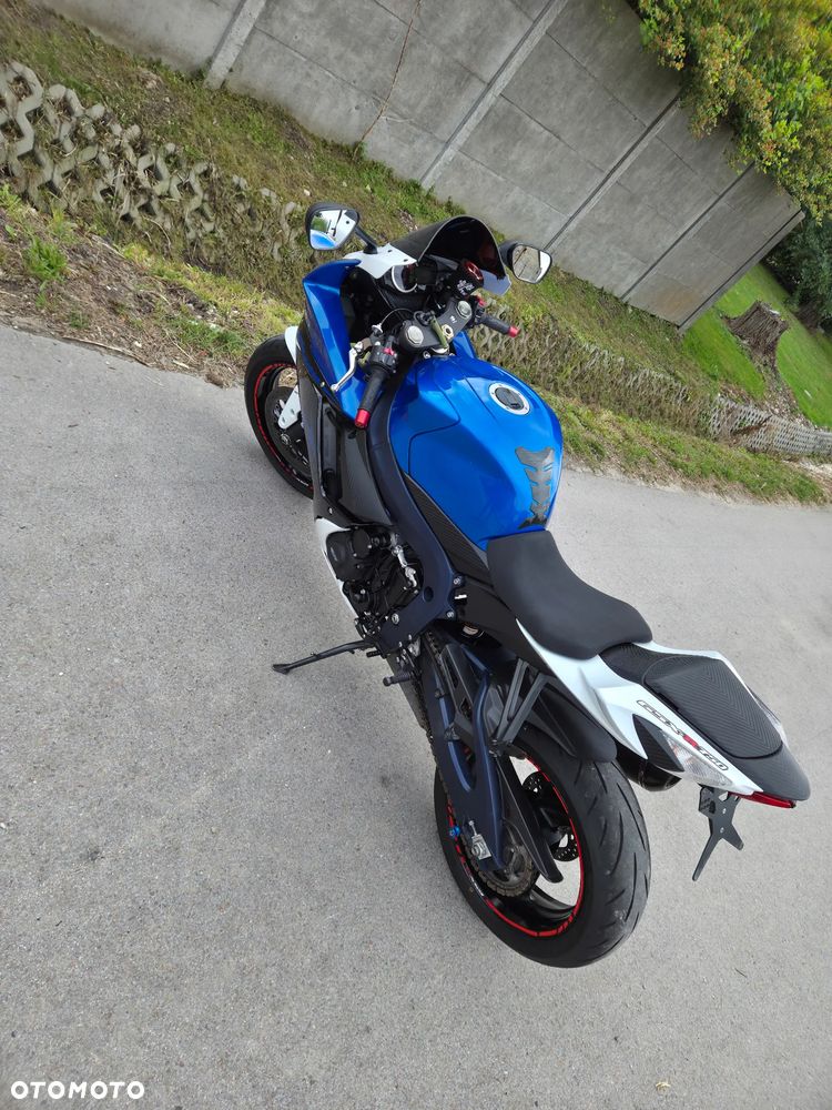 Suzuki GSX-R - 14