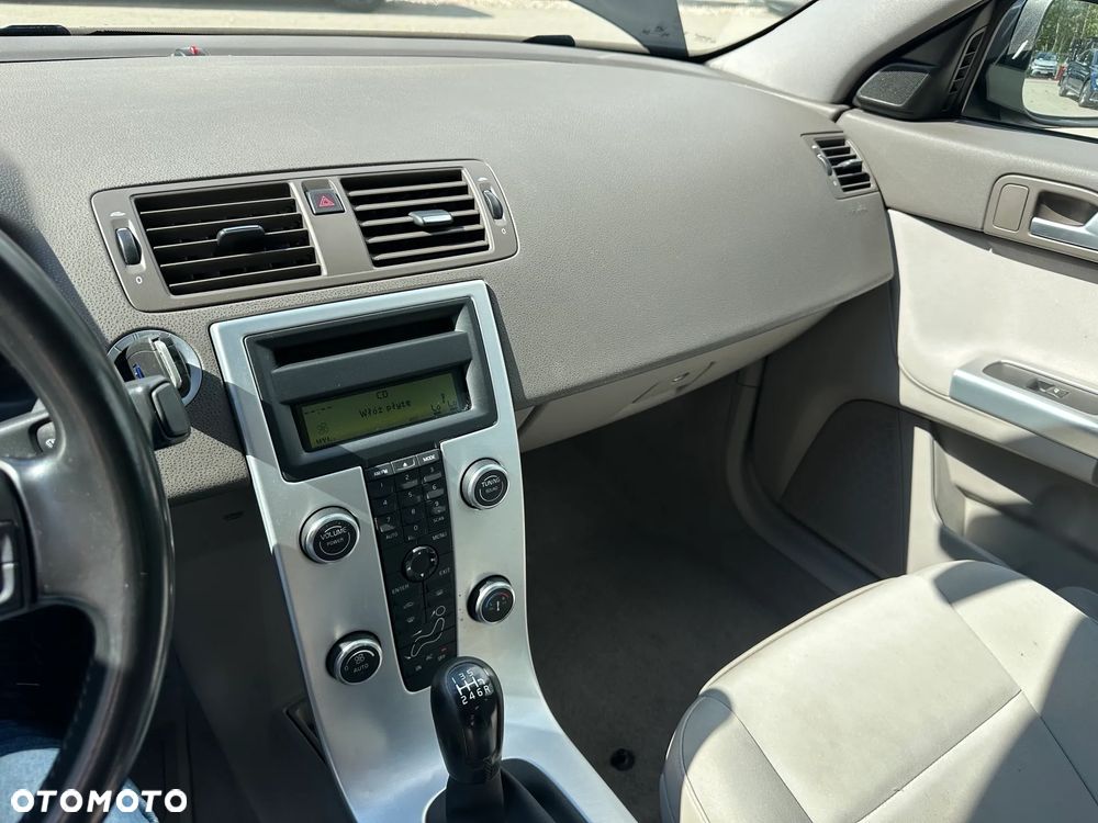 Volvo S40 - 12