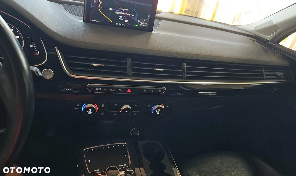 Audi Q7 55 TFSI quattro tiptronic - 11