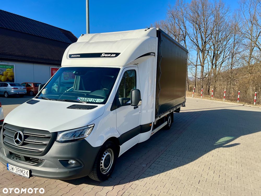 Mercedes-Benz Sprinter - 1