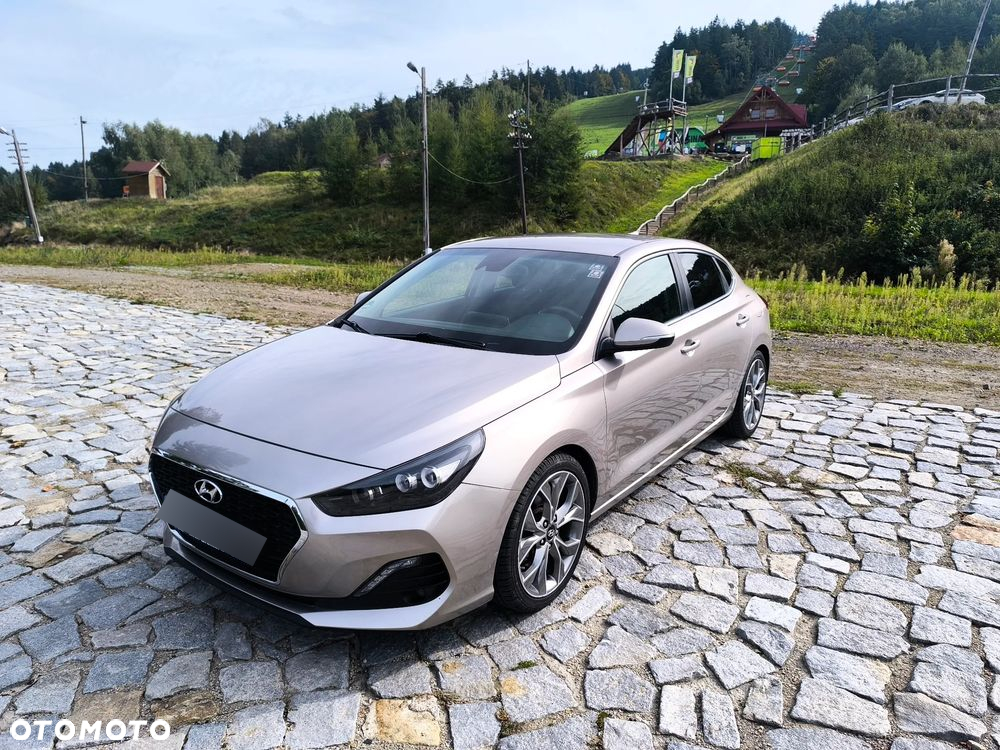 Hyundai i30 Fastback 1.4 T-GDI Premium - 3