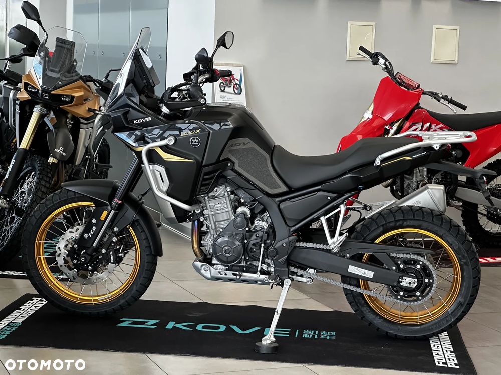 KOVE 800X Touring - 30
