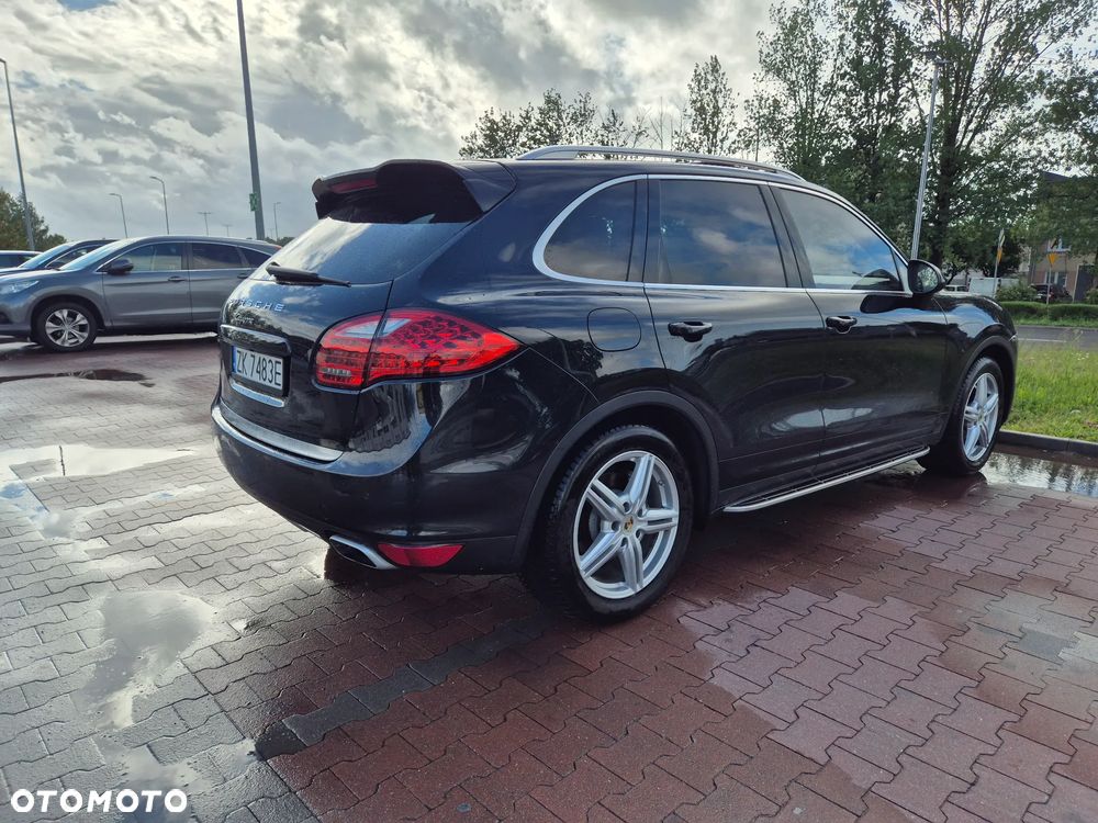 Porsche Cayenne Platinum Edition - 19