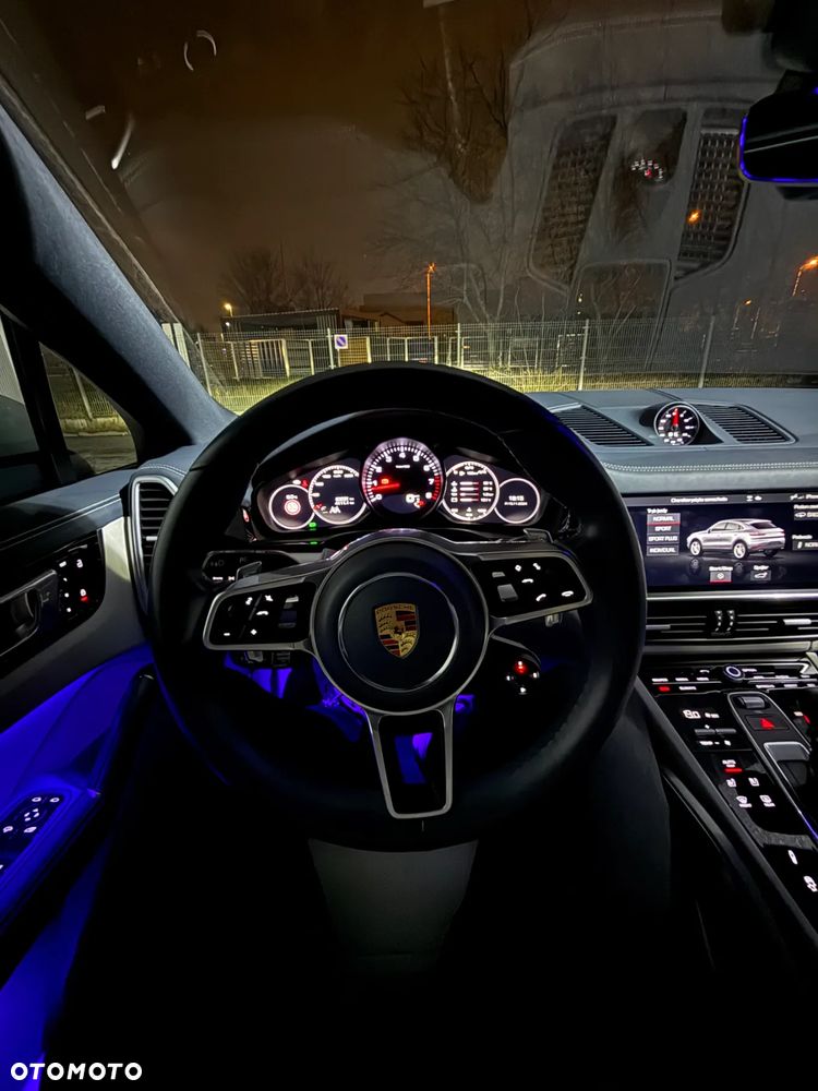 Porsche Cayenne Standard - 14