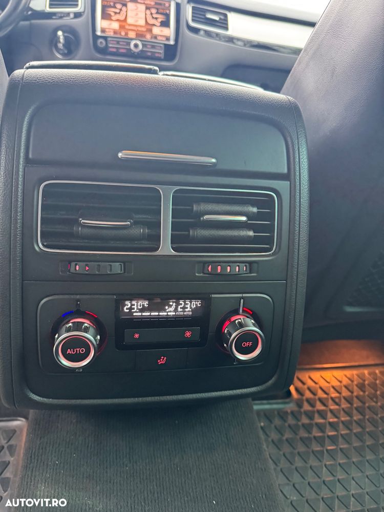 Volkswagen Touareg - 18