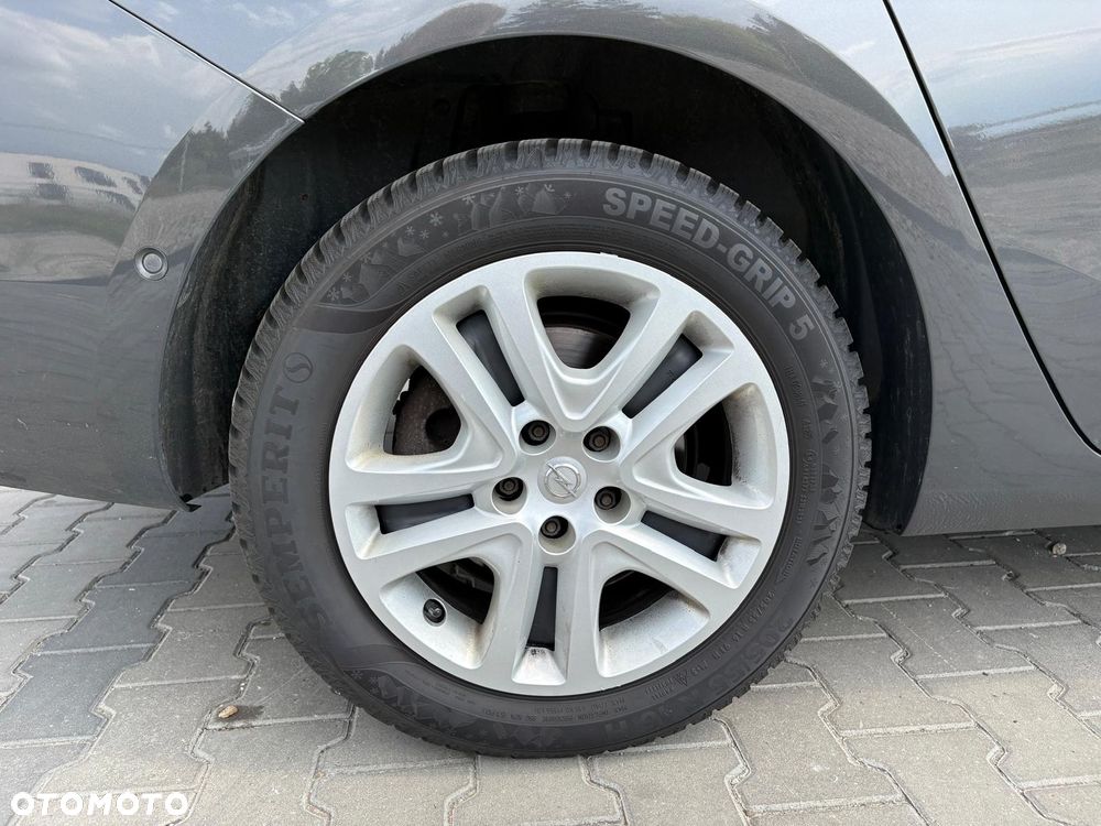 Opel Astra 1.6 BiTurbo D (CDTI) Start/Stop Innovation - 21