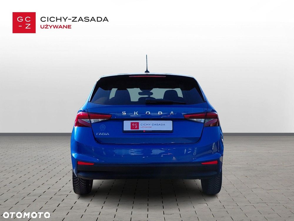 Skoda Fabia - 4