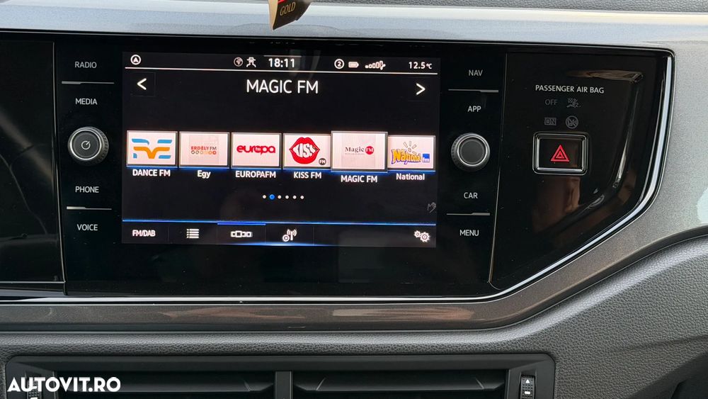 Volkswagen Polo 1.0 TSI DSG Style - 25