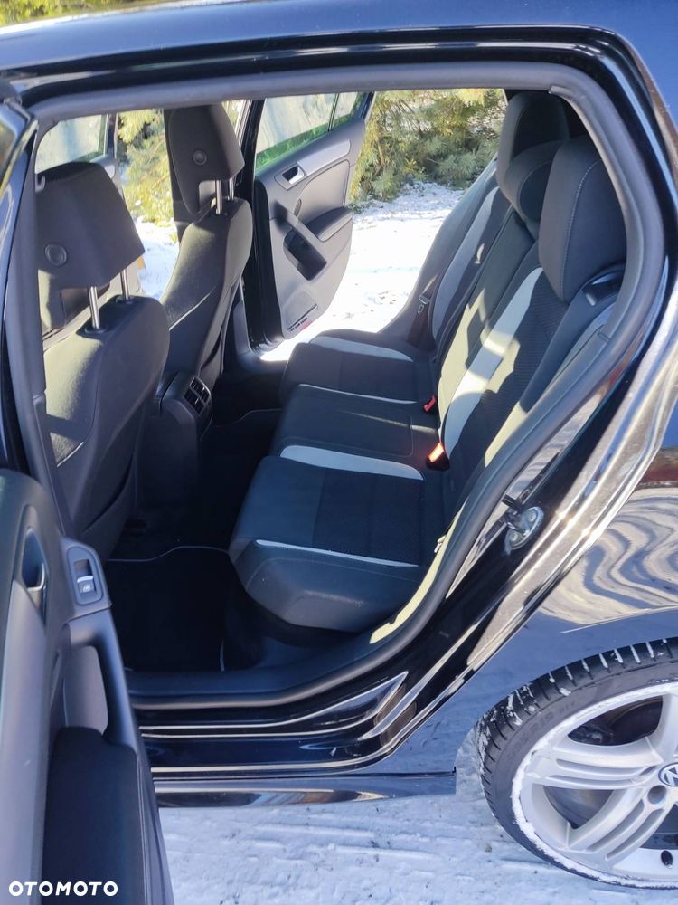 Volkswagen Golf 2.0 R - 6