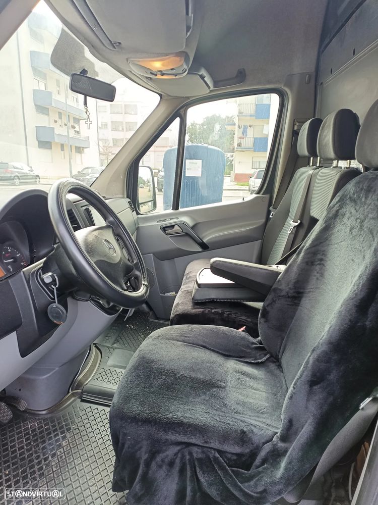 Mercedes-Benz Sprinter 906.211 - 6