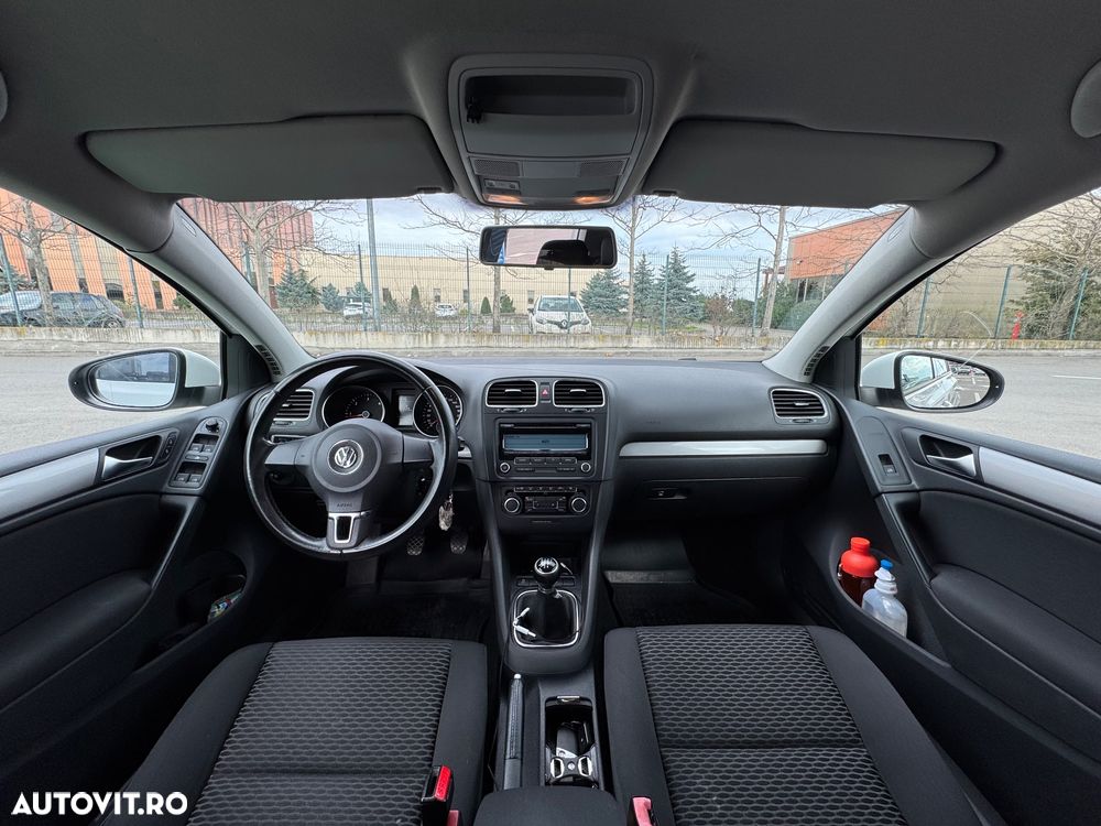 Volkswagen Golf 1.6 TDI DPF Comfortline - 13