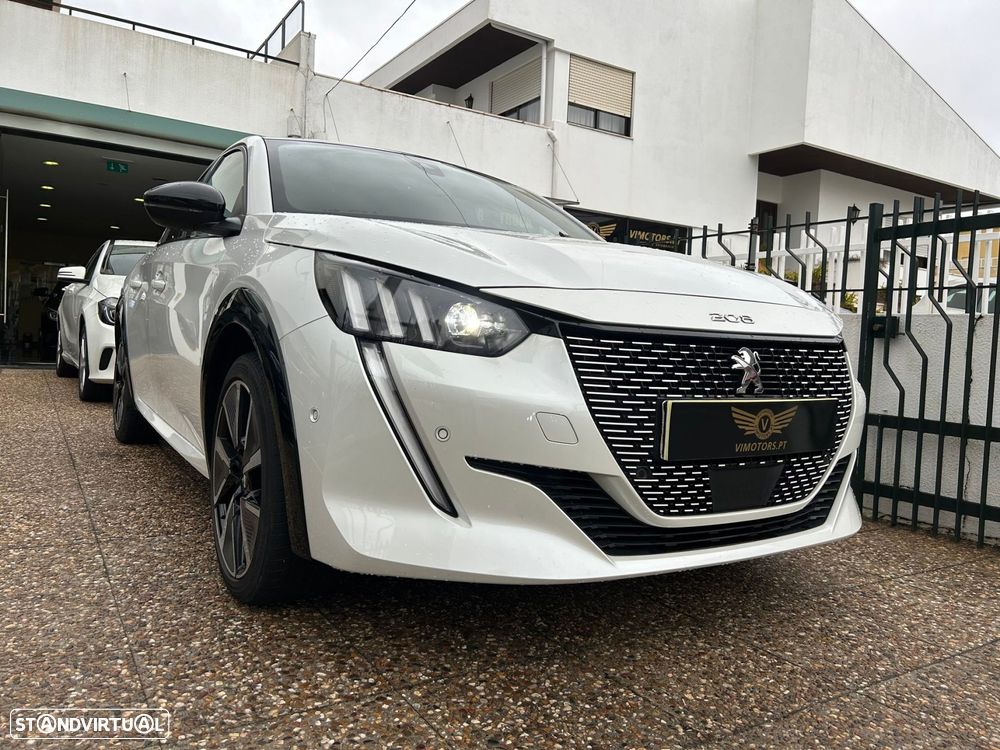 Peugeot e-208 50 kWh GT Pack - 4