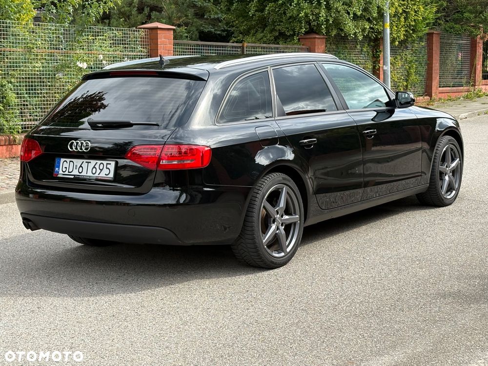Audi A4 Avant 2.0 TDI Limited Edition Multitr - 3