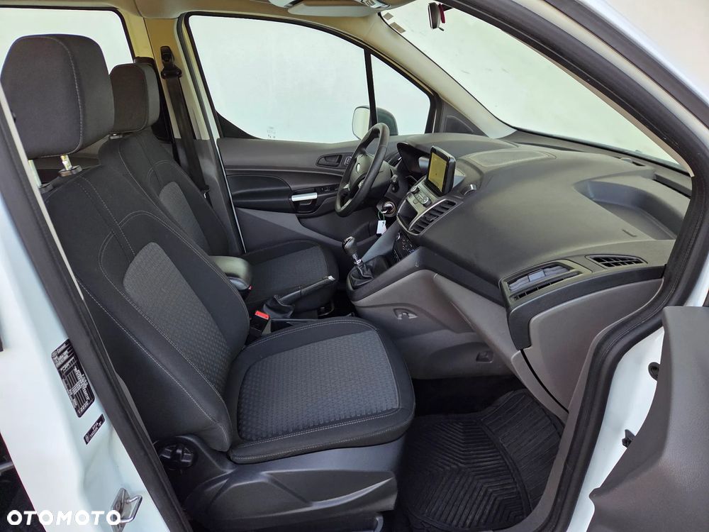 Ford Transit Connect - 10