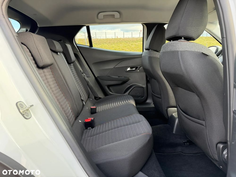 Peugeot 2008 1.2 PureTech Active S&S - 34