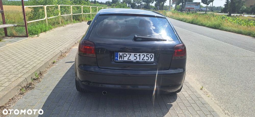 Audi A3 3-drzwiowe 1.6 Ambiente - 4