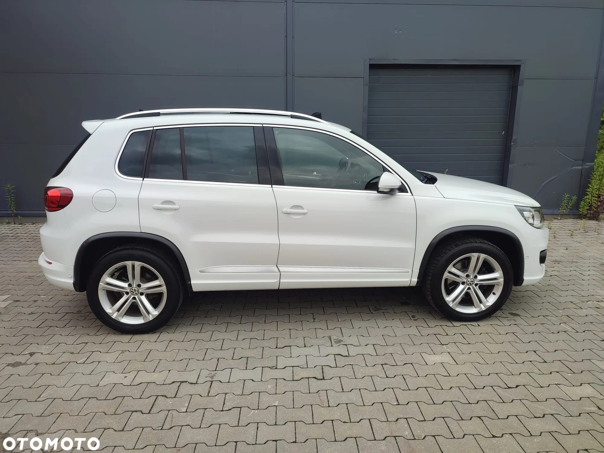 Volkswagen Tiguan 1.4 TSI 4Mot R-Style - 4