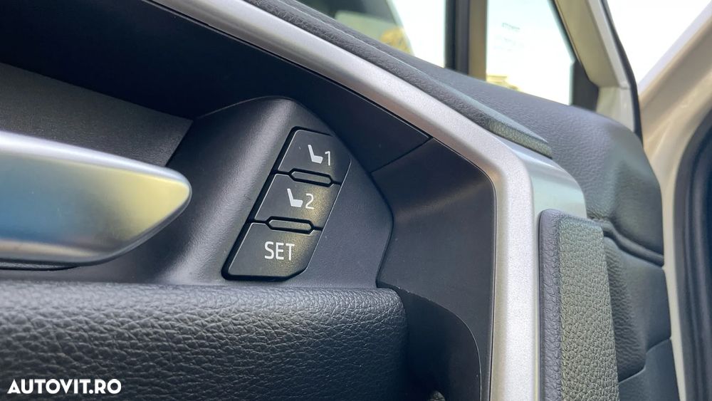 Toyota RAV4 2.5 VVT-iE 4x4 Luxury - 35