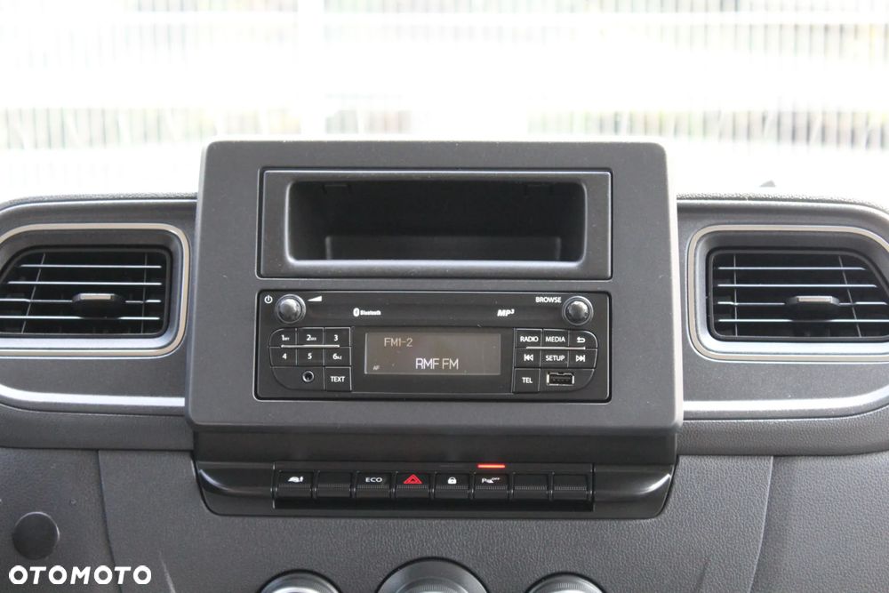 Renault Master L2H2 2.3dCi 135KM/ BRYGADÓWKA/DOKA 6-CIO OSOBOWA/ HAK/ KLIMA/ TEMPOMAT/ SALON POLSKA/ PIERWSZY WŁAŚCICIEL/ FV 23%/ BARDZO ZADBANY !!! - 34