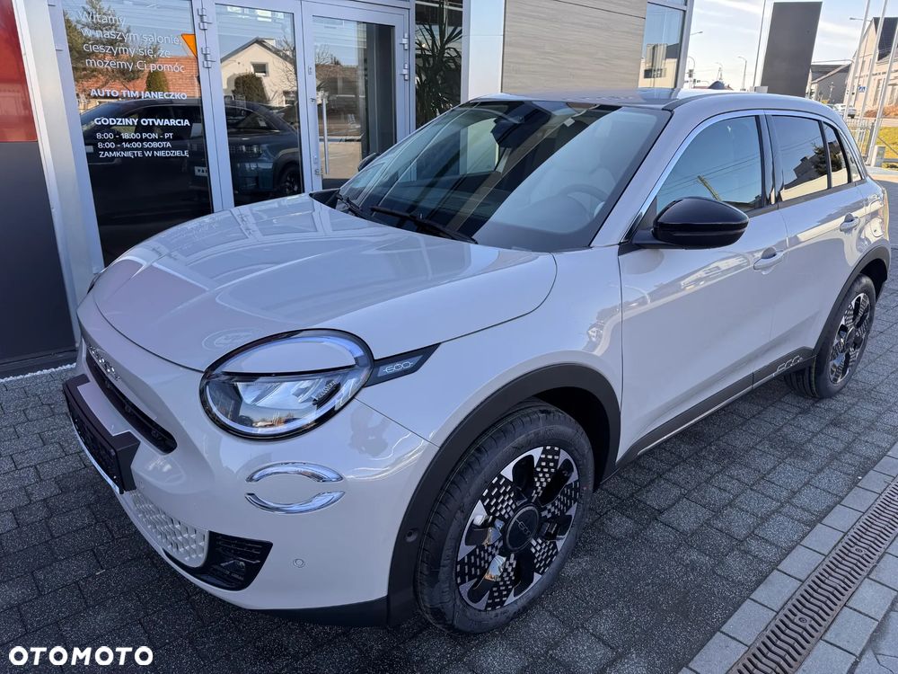 Fiat 600 1.2 Turbo La Prima eDCT - 1