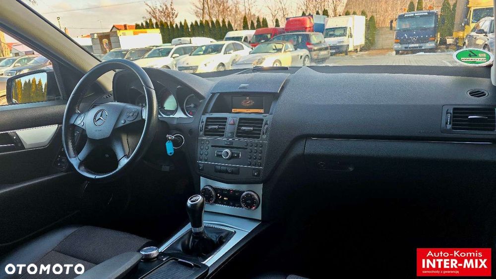 Mercedes-Benz Klasa C 250 CDI Avantgarde Edition - 38