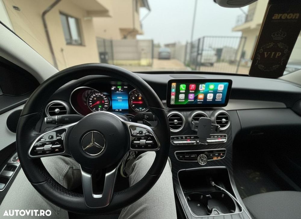 Mercedes-Benz C - 13