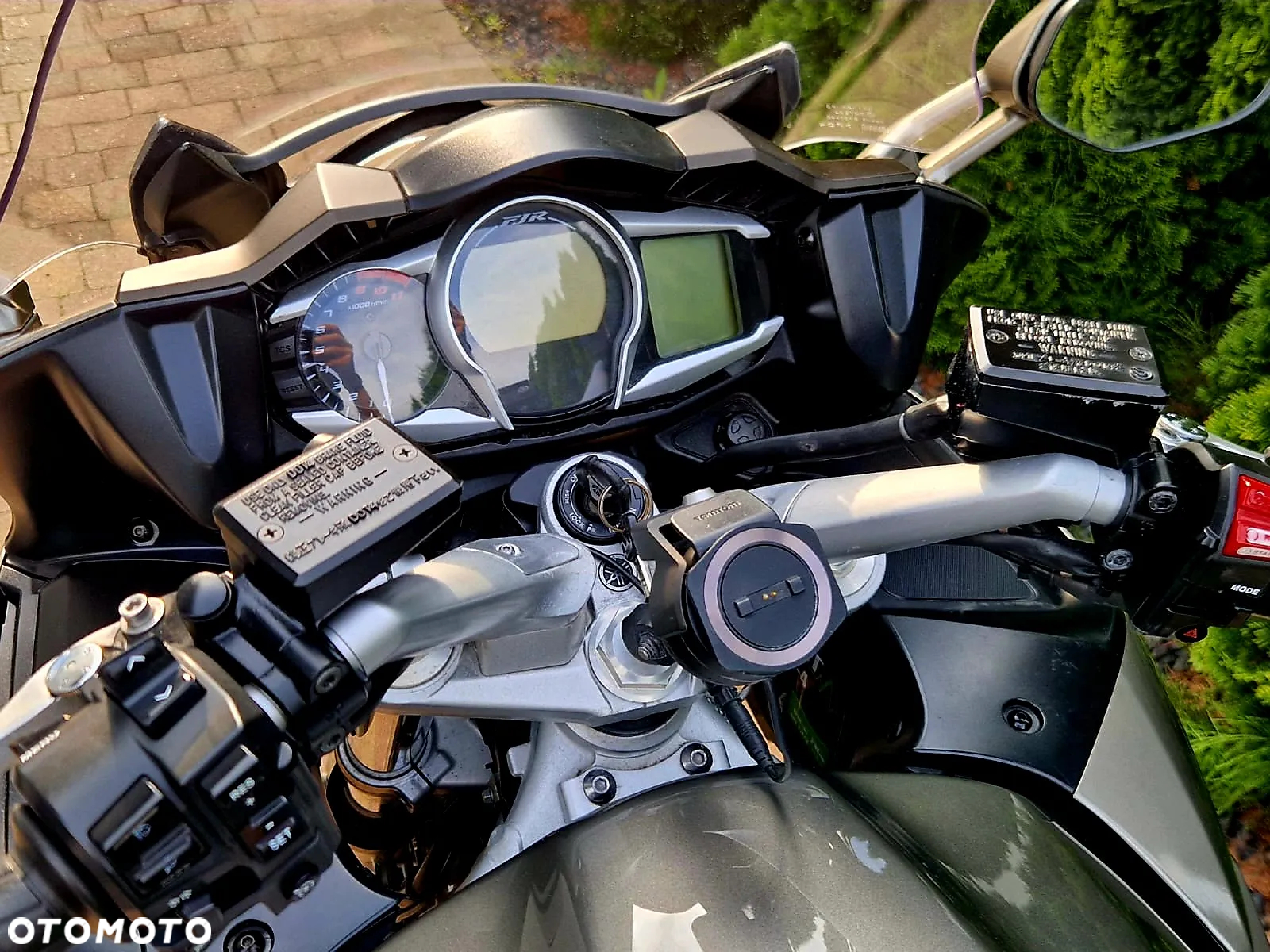 Yamaha FJR - 4