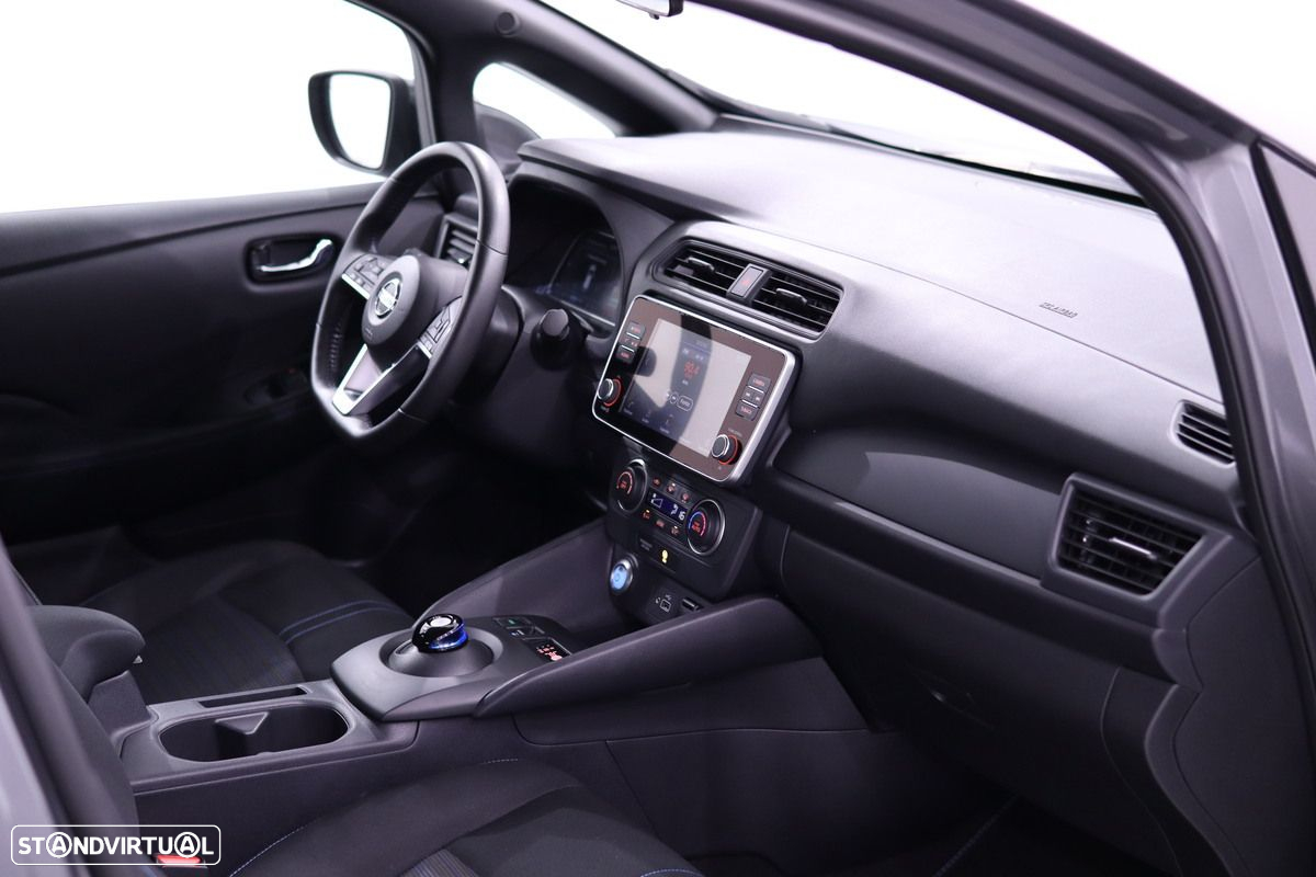 Nissan Leaf Acenta - 22