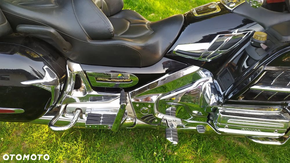 Honda GL - 18