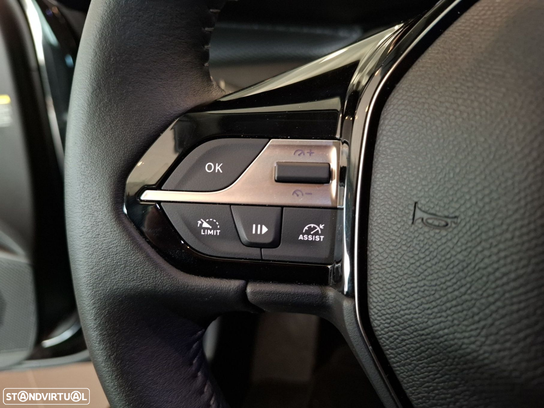 Peugeot 308 SW 1.6 Hybrid Active e-EAT8 - 8