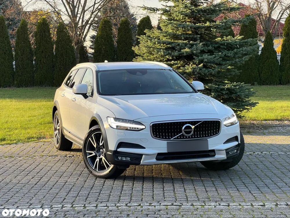 Volvo V90 Cross Country - 5