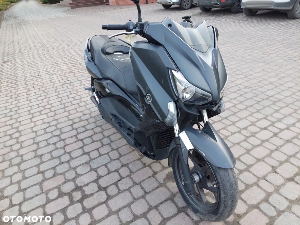 Yamaha X-max - 10