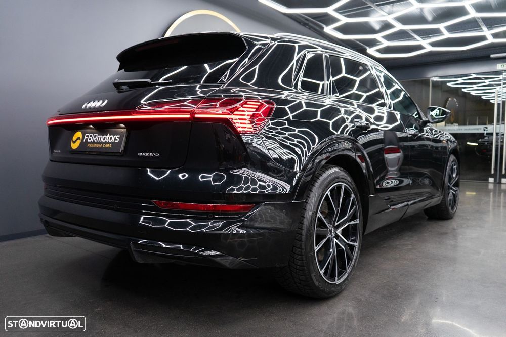 Audi e-tron 50 quattro S line - 9