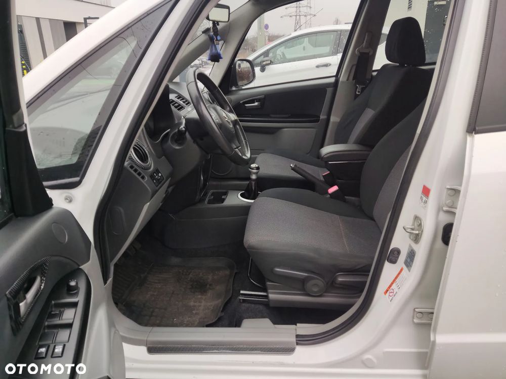 Suzuki SX4 1.6 VVT 4x2 Comfort WRC - 9