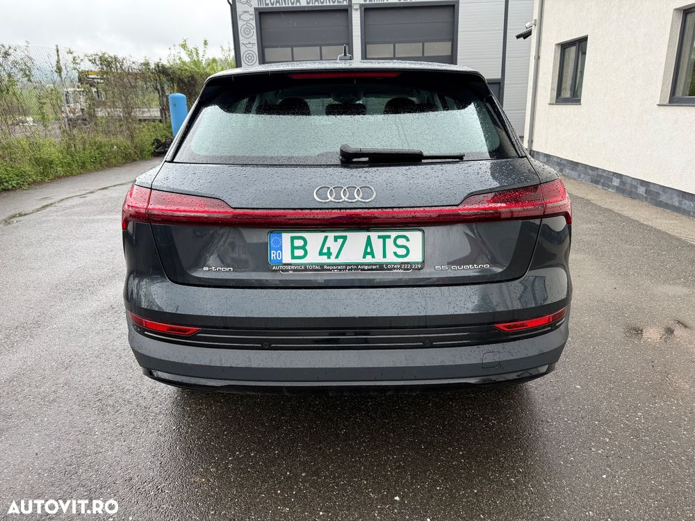 Audi e-tron - 9