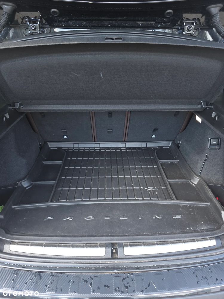 BMW X1 sDrive18i Business Edition - 12