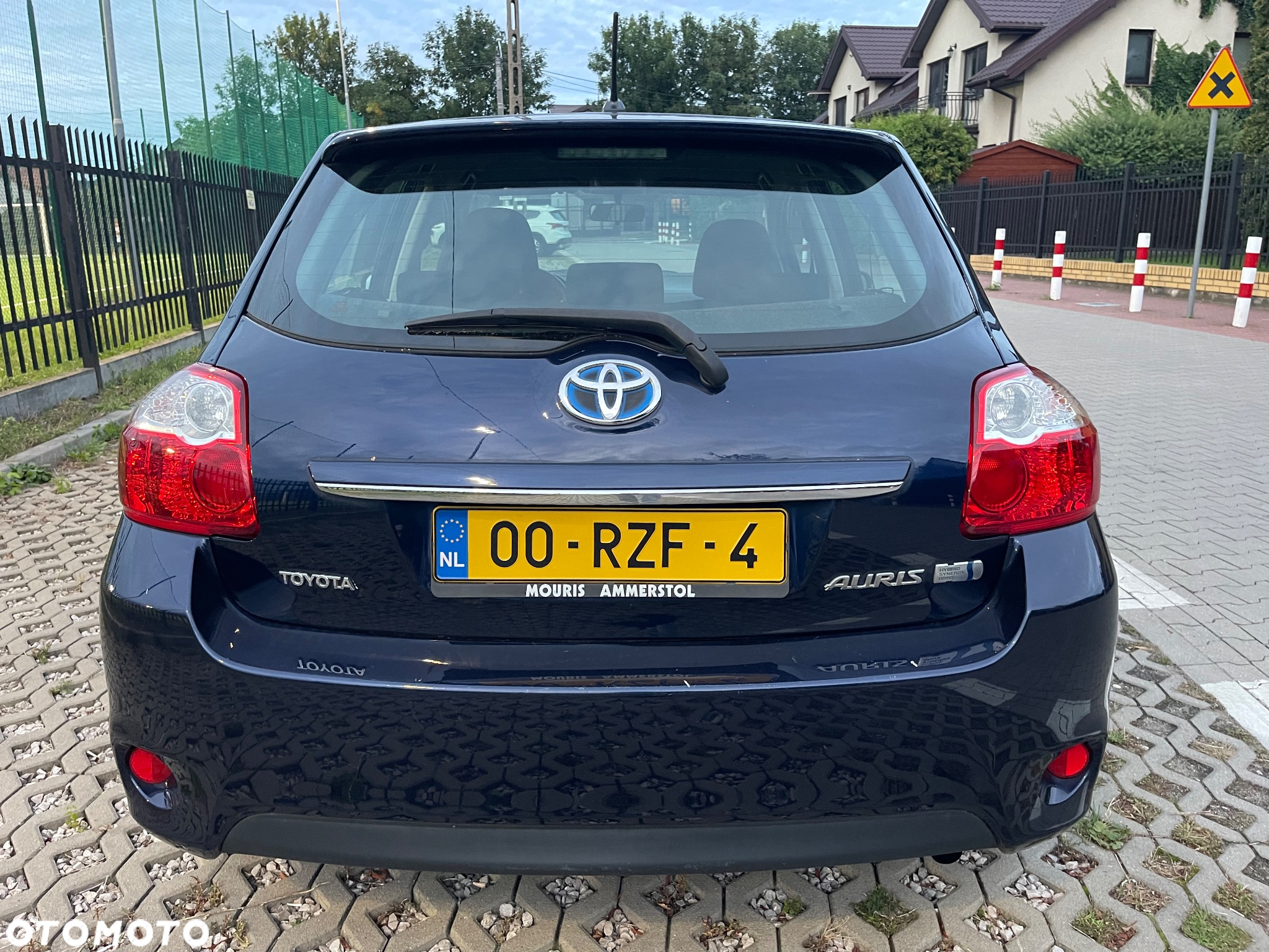 Toyota Auris 1.8 HSD Prestige NAVI - 4
