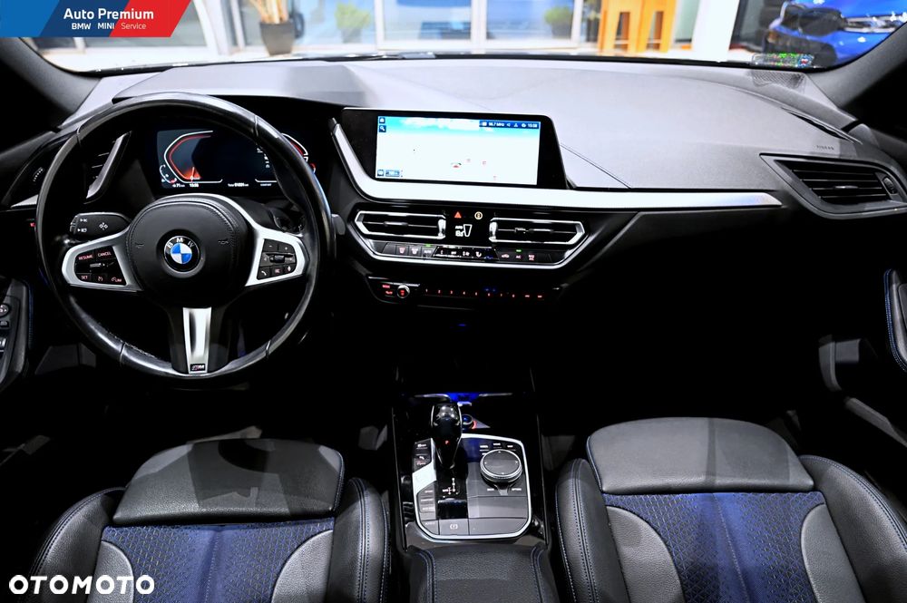 BMW Seria 2 218i M Sport - 10