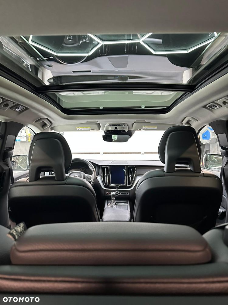 Volvo XC 60 T6 AWD Geartronic Momentum - 15
