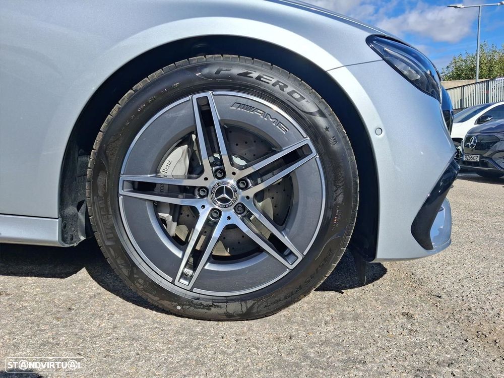 Mercedes-Benz E 300 - 5