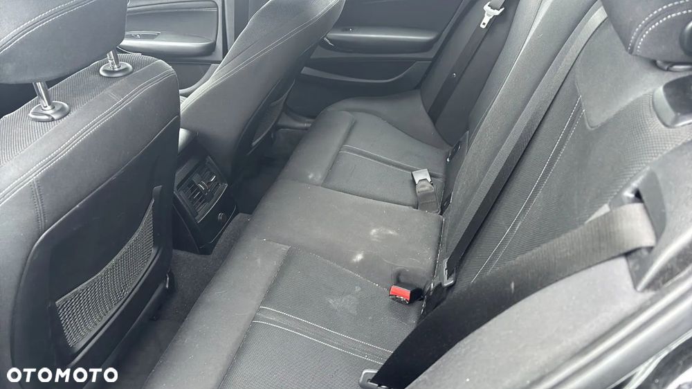 BMW Seria 1 116d Edition M Sport Shadow - 13