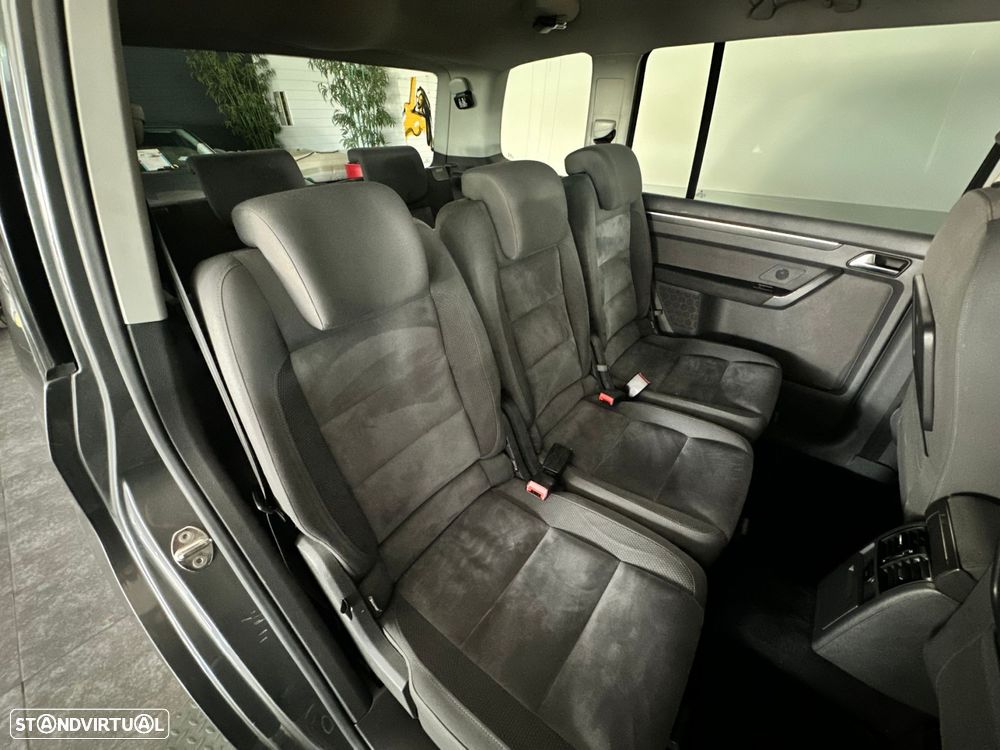 VW Touran 1.6 TDI Blue.Confortline 7L - 28