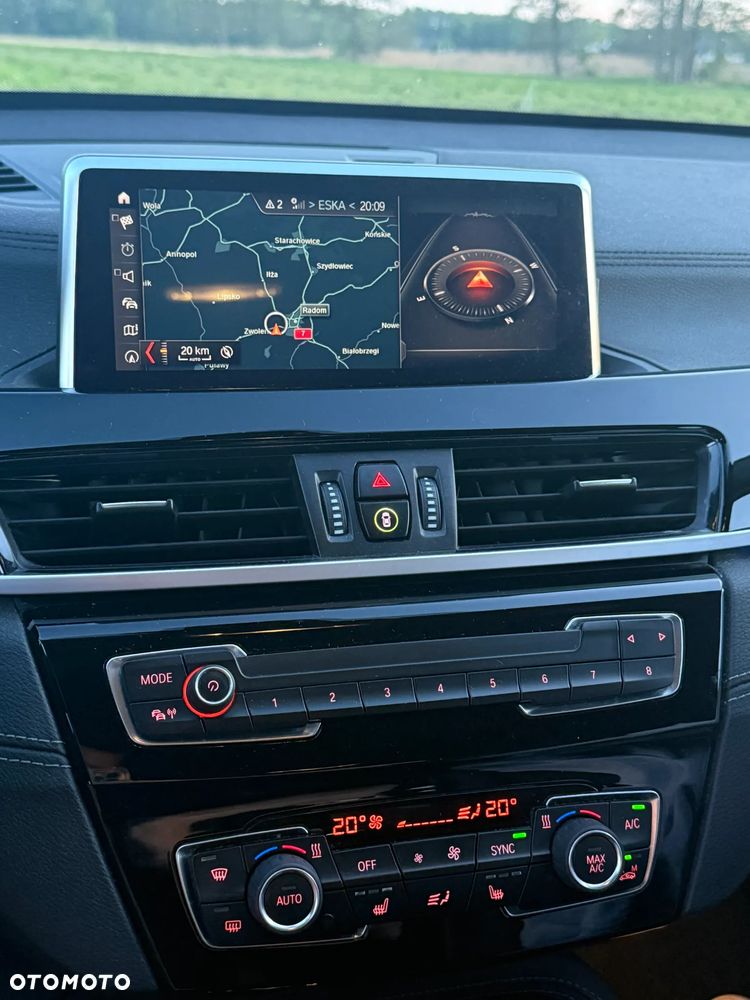 BMW X1 sDrive18i - 13