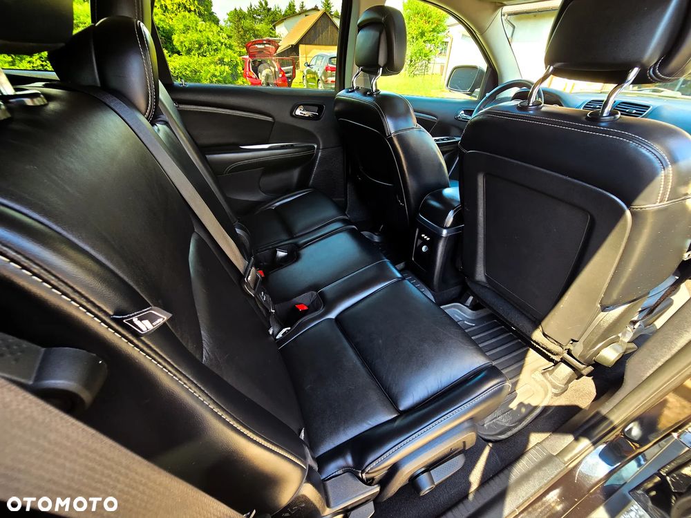 Fiat Freemont 2.0 Multijet Black Code AWD - 29